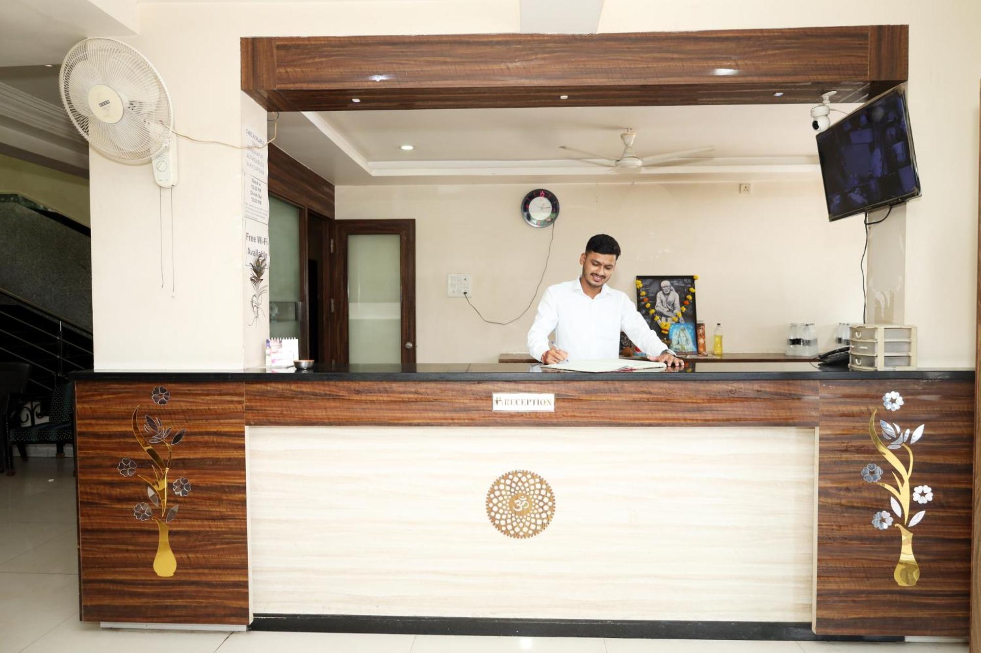Hotel Sachidanand Shirdi Exterior foto